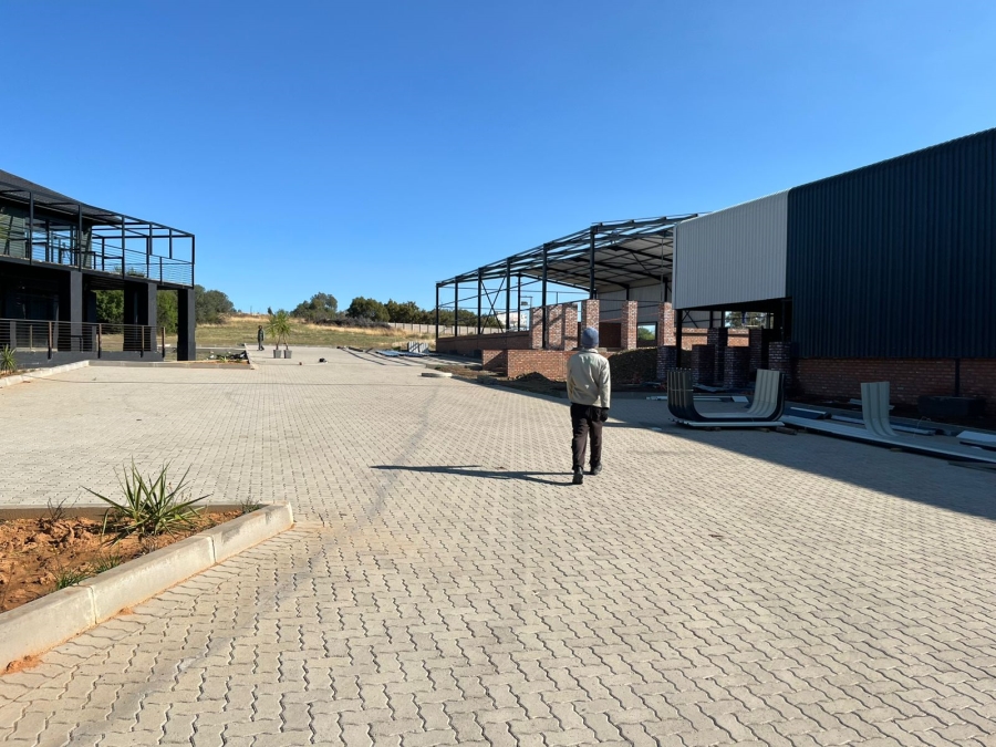 To Let commercial Property for Rent in Tredenham Free State